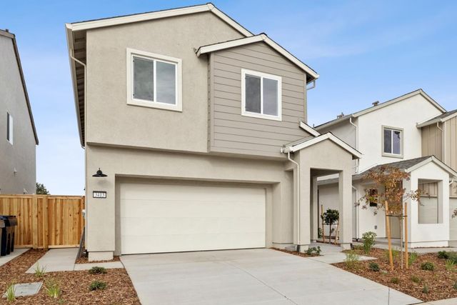 3413 Shaker Way, Sacramento, CA 95835