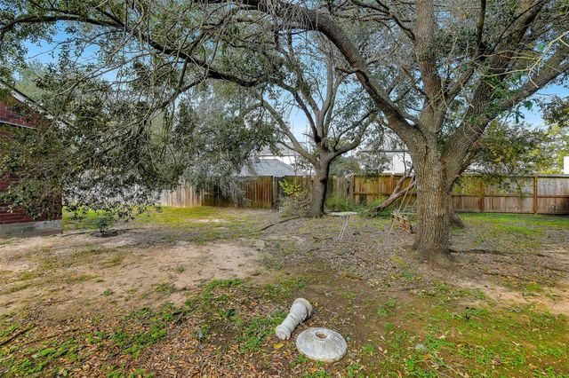 18002 Golden Ridge Drive, Houston, TX 77084