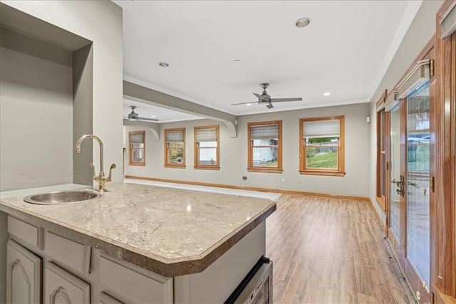 547 Gallion Ave, Brookline, PA 15226