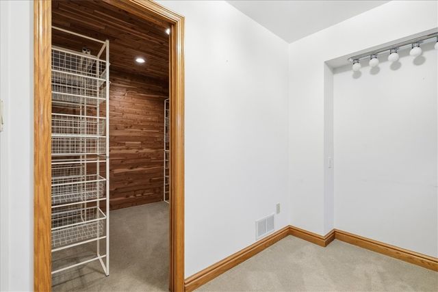 547 Gallion Ave, Brookline, PA 15226