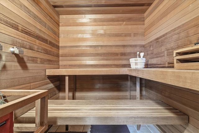 547 Gallion Ave, Brookline, PA 15226