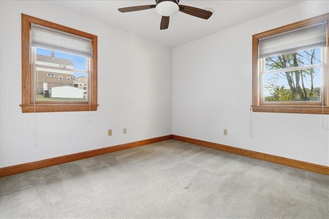 547 Gallion Ave, Brookline, PA 15226