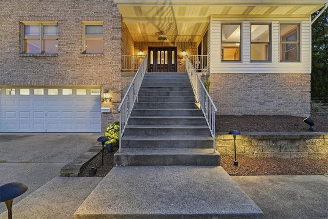 547 Gallion Ave, Brookline, PA 15226