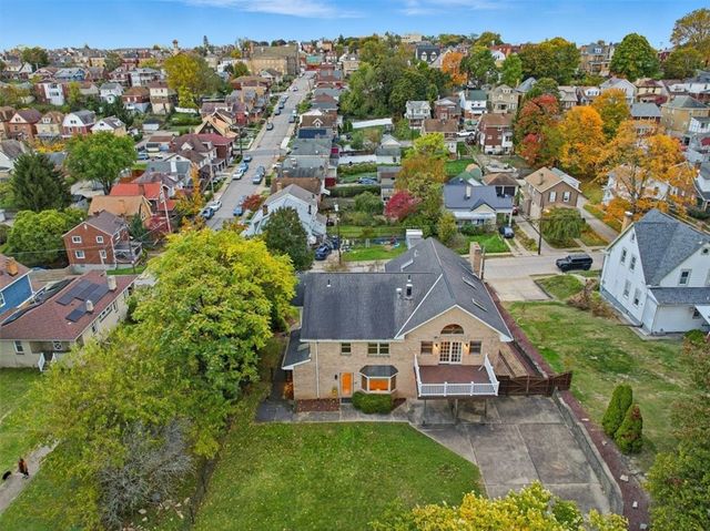 547 Gallion Ave, Brookline, PA 15226