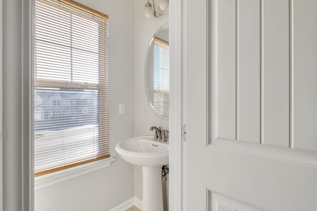 144 Ramsden Ave, La Vergne, TN 37086