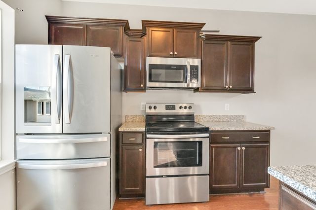 144 Ramsden Ave, La Vergne, TN 37086