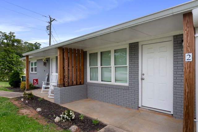 401 S Cherry Street, Seneca, SC 29678