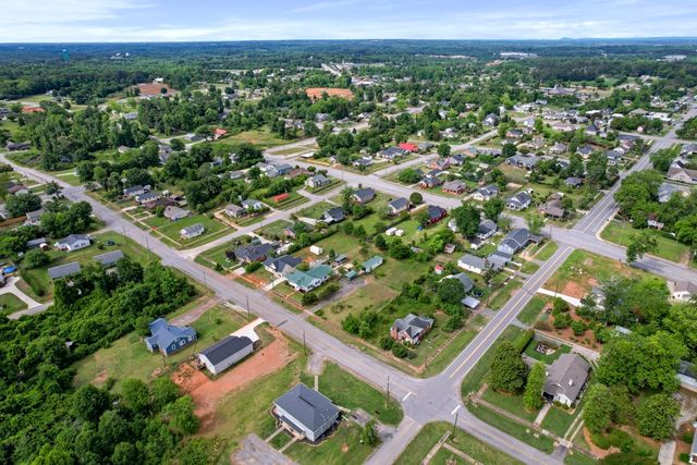 401 S Cherry Street, Seneca, SC 29678