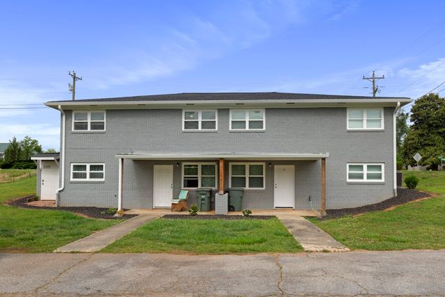 401 S Cherry Street, Seneca, SC 29678