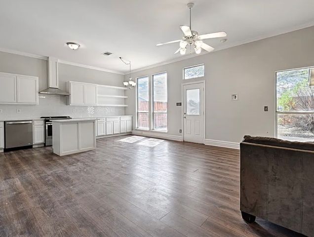 827 Sunflower Trail, Rockwall, TX 75032