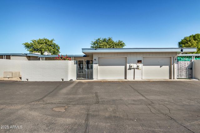13039 N 100TH Drive, Sun City, AZ 85351