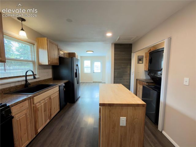 803 E Willamette Avenue, Colorado Springs, CO 80903
