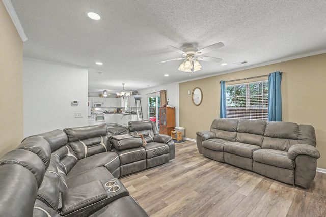 8047 Old London Road, North Charleston, SC 29406
