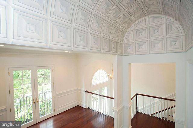 1347 KIRBY RD, Mclean, VA 22101