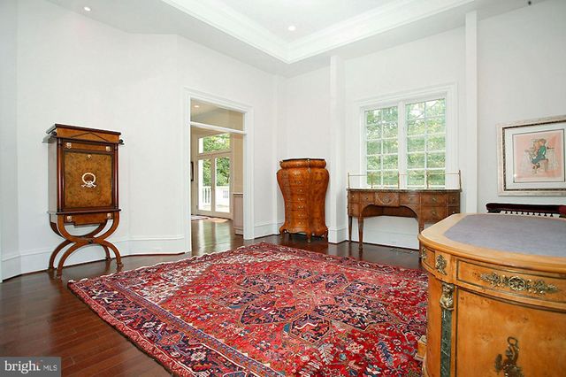 1347 KIRBY RD, Mclean, VA 22101