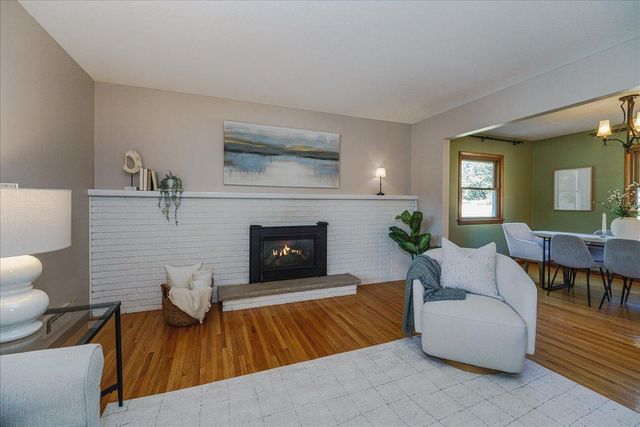 200 Harold Drive, Burnsville, MN 55337
