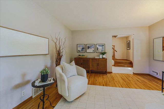 200 Harold Drive, Burnsville, MN 55337