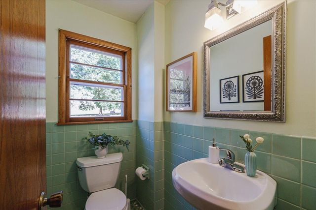 200 Harold Drive, Burnsville, MN 55337