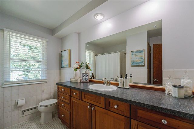 200 Harold Drive, Burnsville, MN 55337