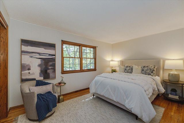 200 Harold Drive, Burnsville, MN 55337