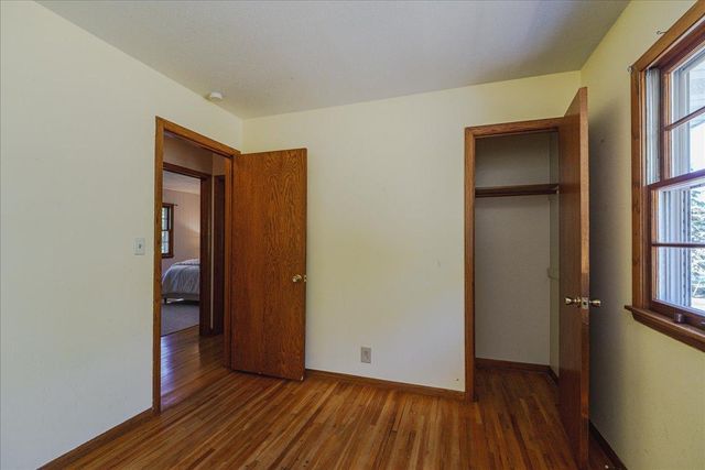 200 Harold Drive, Burnsville, MN 55337