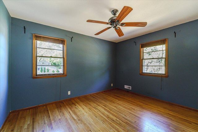 200 Harold Drive, Burnsville, MN 55337