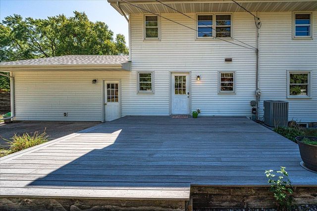 200 Harold Drive, Burnsville, MN 55337