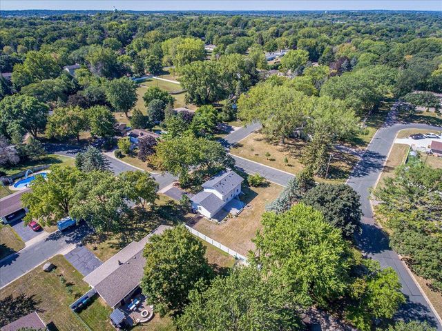 200 Harold Drive, Burnsville, MN 55337