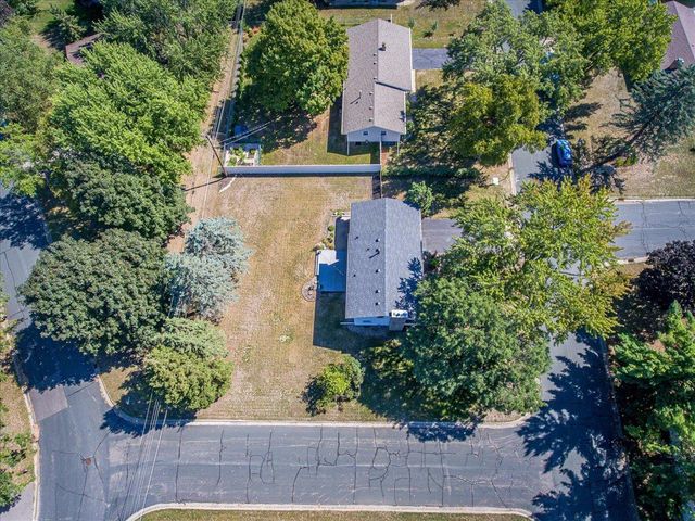 200 Harold Drive, Burnsville, MN 55337