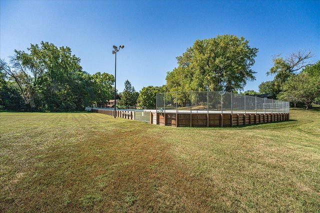 200 Harold Drive, Burnsville, MN 55337
