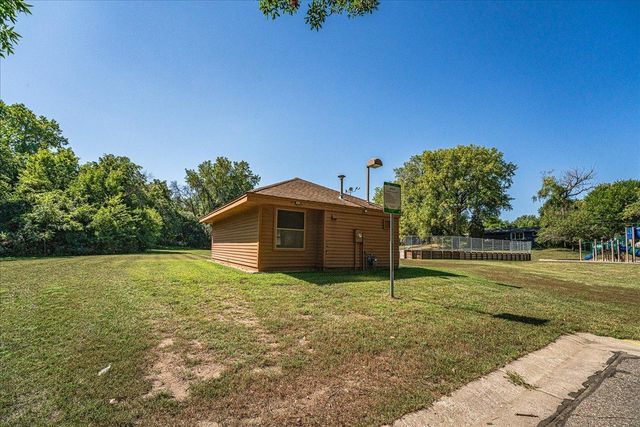 200 Harold Drive, Burnsville, MN 55337