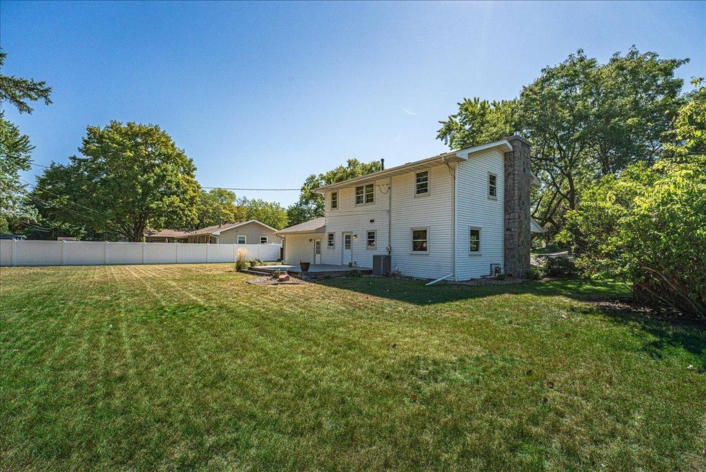 200 Harold Drive, Burnsville, MN 55337 — photo 5