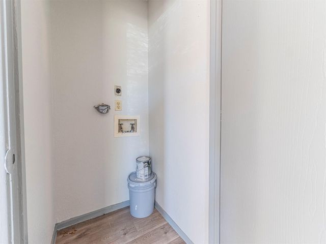 9624 Sugar Hill DR A, Austin, TX 78748