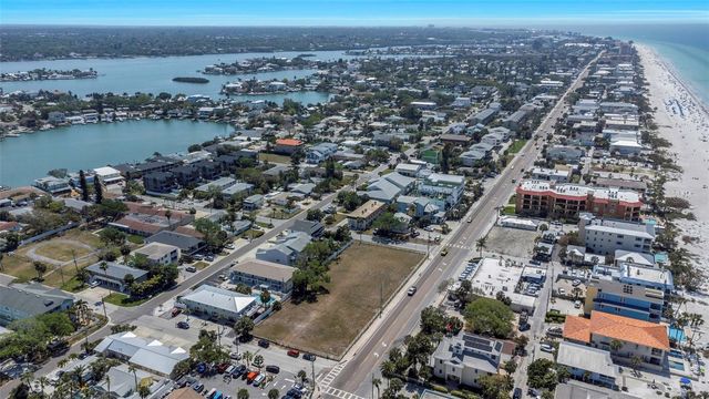 2300 GULF BOULEVARD, Indian Rocks Beach, FL 33785