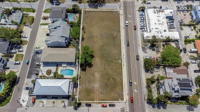 2300 GULF BOULEVARD, Indian Rocks Beach, FL 33785