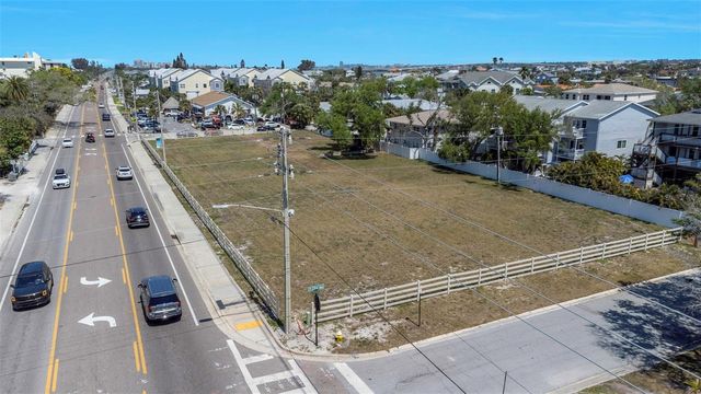 2300 GULF BOULEVARD, Indian Rocks Beach, FL 33785