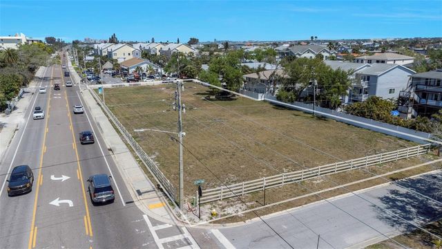 2300 GULF BOULEVARD, Indian Rocks Beach, FL 33785