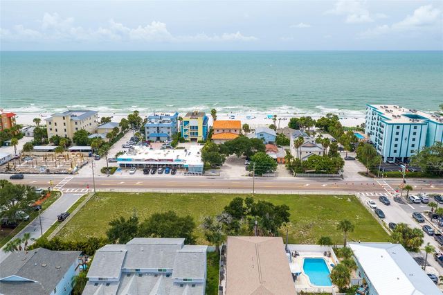 2300 GULF BOULEVARD, Indian Rocks Beach, FL 33785