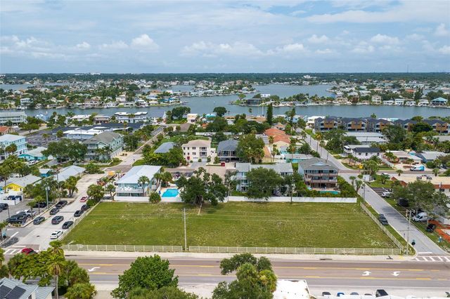 2300 GULF BOULEVARD, Indian Rocks Beach, FL 33785