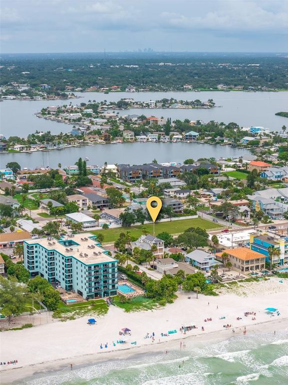 2300 GULF BOULEVARD, Indian Rocks Beach, FL 33785