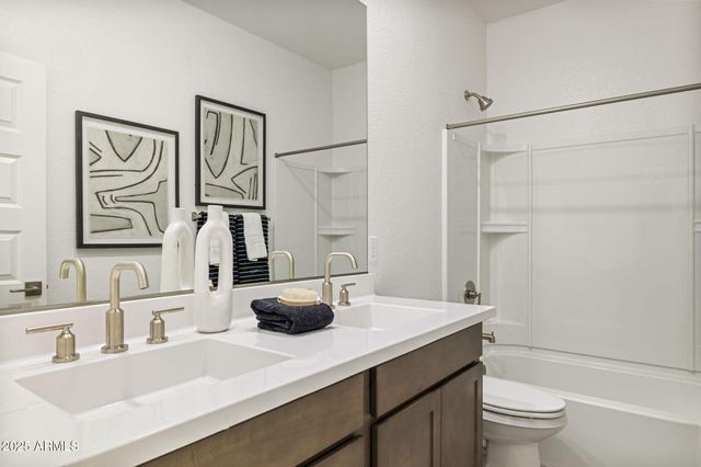 17740 W TURQUOISE Avenue, Waddell, AZ 85355