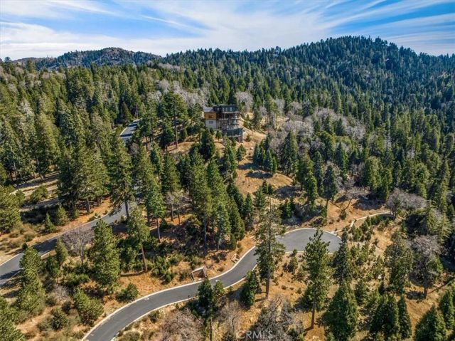 109 MILL POND, Lake Arrowhead, CA 92352