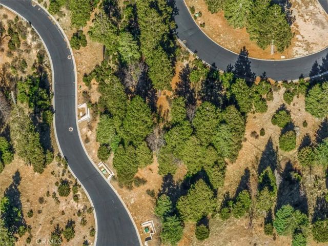 109 MILL POND, Lake Arrowhead, CA 92352