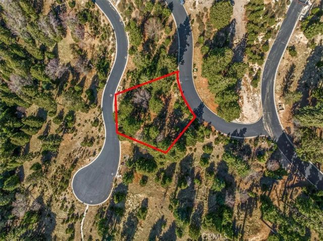 109 MILL POND, Lake Arrowhead, CA 92352
