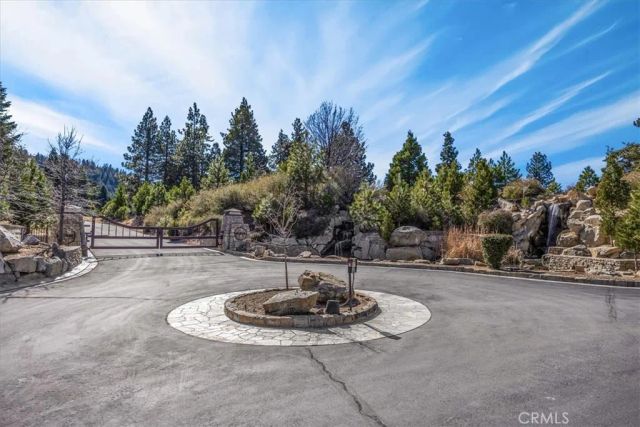 109 MILL POND, Lake Arrowhead, CA 92352