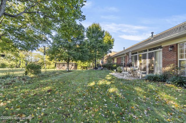 10412 Dove Chase Cir, Louisville, KY 40299