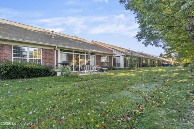 10412 Dove Chase Cir, Louisville, KY 40299