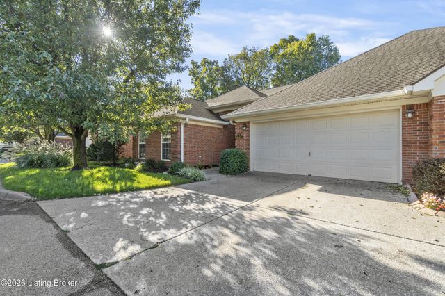 10412 Dove Chase Cir, Louisville, KY 40299