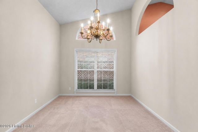 10412 Dove Chase Cir, Louisville, KY 40299