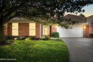 10412 Dove Chase Cir, Louisville, KY 40299